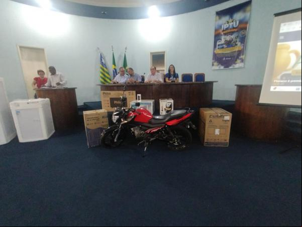 Sorteio do IPTU Premiado 2023 recompensa contribuintes em Floriano.(Imagem:FlorianoNews)