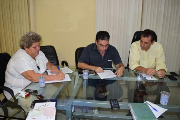 Prefeitura e COC definem ree para as escolas e blocos de samba de Floriano.(Imagem:Waldemir Miranda)