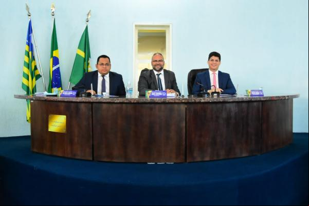 Câmara Municipal de Floriano retoma os trabalhos legislativos com sessões em novo horário.(Imagem:CMF)