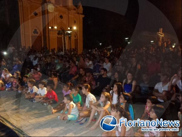 Projeto Palco Giratório apresentou espetáculo