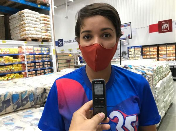 Fernanda Messias, assessora de marketing do Mix Atacarejo Floriano.(Imagem:FlorianoNews)