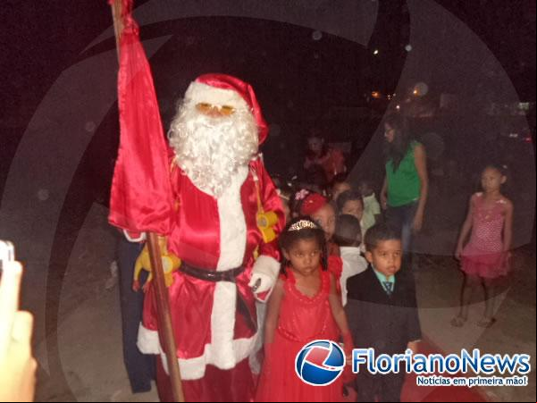 Escola Eduardo Carvalho realiza cerimônia infantil em Floriano.(Imagem:FlorianoNews)