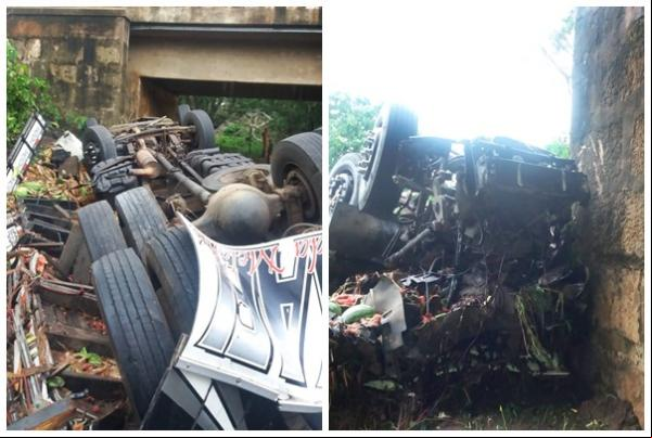 Caminhão capota na BR-316 e motorista morre esmagado na cabine.(Imagem:Divulgação/PRF)