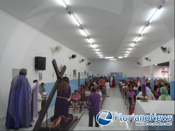 Procissão dos os marca a abertura da Semana Santa em Floriano. (Imagem:FlorianoNews)