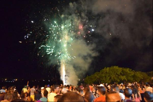 Florianenses lotam Avenida Beira Rio para festa de Reveillon.(Imagem:Secom)