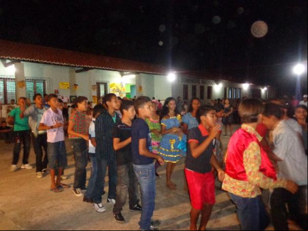 Alunos da Unidade Integrada Domingos Machado comemoraram o Dia do Folclore.(Imagem:FlorianoNews)