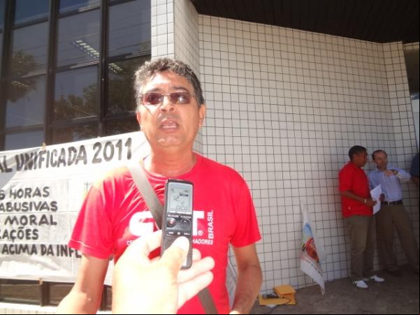 Bancários defendem greve a partir do dia 27.(Imagem:FlorianoNews)