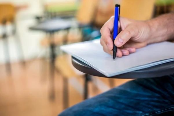Prefeitura no Piauí abre inscrições de concurso com salário de até R$ 4,3 mil.(Imagem:Freepik)