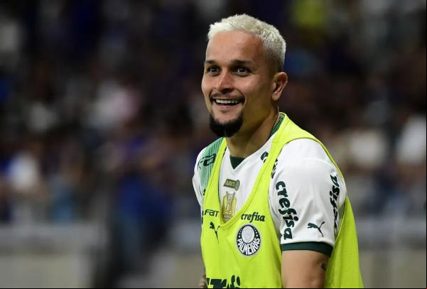 Artur durante a partida entre Cruzeiro e Palmeiras, no Mineirão.(Imagem:Marcos Ribolli)