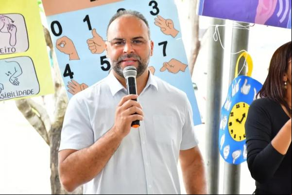 Câmara de Floriano é representada em comemoração no Dia Nacional do Surdo(Imagem:CMF)