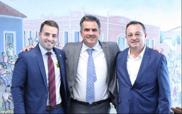 Ciro Nogueira recebe prefeitos e lideranças(Imagem:Divulgação)