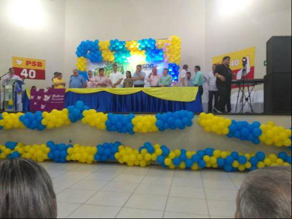Floriano recebe caravana do seminário