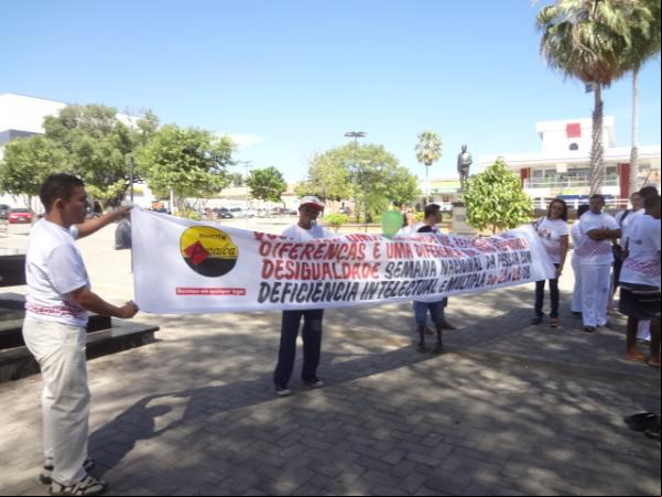 APAE iniciou Semana Nacional do Excepcional em Floriano.(Imagem:FlorianoNews)