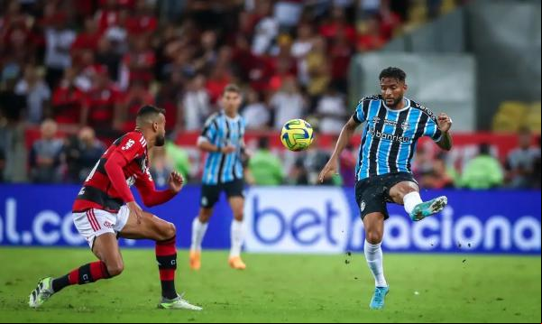 Flamengo recebe Grêmio no Maracanã mirando a ponta do Brasileiro.(Imagem:Lucas Uebel/Gremio FBPA/Direitos Reservados)