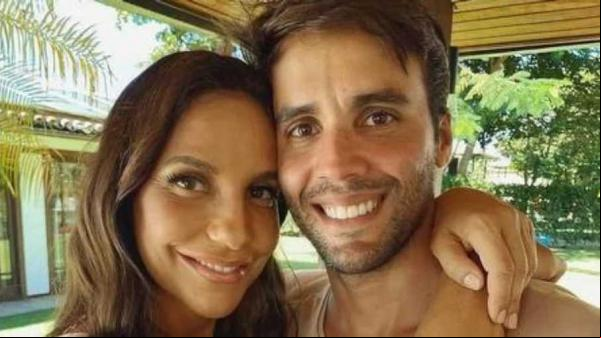 Daniel Cady lembrou da primeira vez em que ficou com Ivete Sangalo, há 14 anos. ?Ivete me ligou e perguntou: mos assistir a(Imagem:Reprodução)