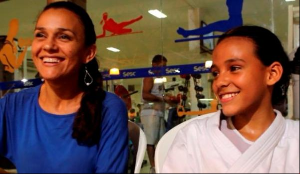 Maria Aparecida acompanha filha no judô.(Imagem:Emanuele Madeira/Globoesporte.com)
