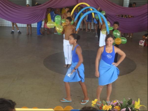 Programa AABB Comunidade realizou a entrega de Kits.(Imagem:FlorianoNews)