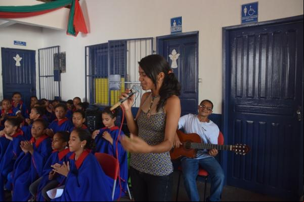 Confraternização marca fim de ano letivo para alunos da Escola Getúlio Vargas.(Imagem:Waldemir Miranda)