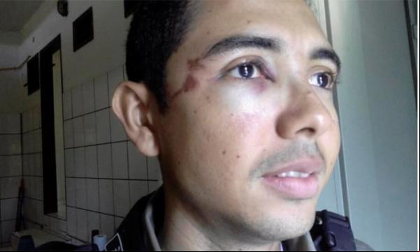 Mulher reage a ordem da PM e agride policial em Gilbués.(Imagem:florianonews.piauiconectado.com)