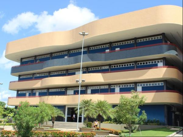 Tribunal de Contas determina bloqueio por falta de prestação de contas.(Imagem:Catarina Costa/G1 PI)