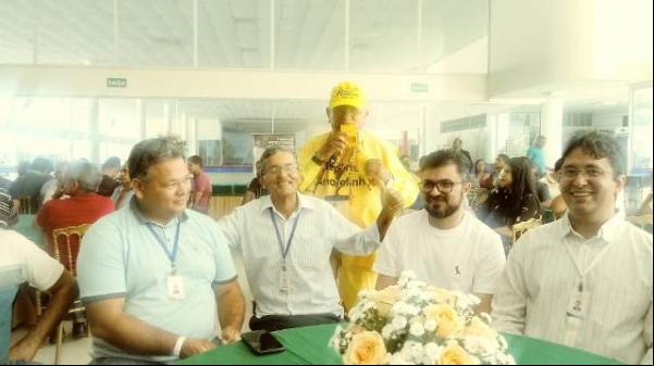 Repórter Amarelinho recebe homenagem em solenidade de aniversario da Eletrobrás(Imagem:FlorianoNews)