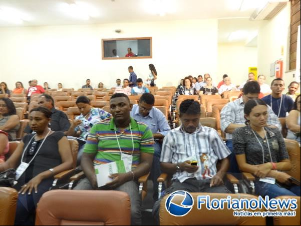 Floriano elegeu prioridades para o Estado no Fórum