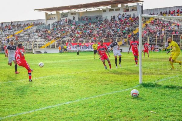 Maxwell, Corisabbá x River-PI(Imagem:Pedro Leite)