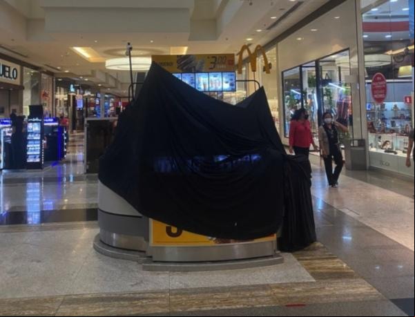 Vigilância Sanitária notifica quiosque de sorvetes com baratas em shopping de Teresina(Imagem:Reprodução)