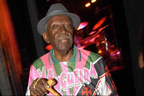 Jamelão, enredo da Mangueira, é voz imortal do Carnaval e também dos amargurados sambas-canção(Imagem:Reprodução)