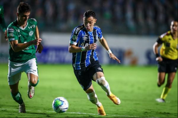 O Grêmio mais uma vez teve um time chamado de alternativo e perdeu a chance de encostar ainda mais no