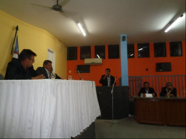Sessão ordinária debate problema da quadra do bairro Varginha, em Barão de Grajaú.(Imagem:FlorianoNews)