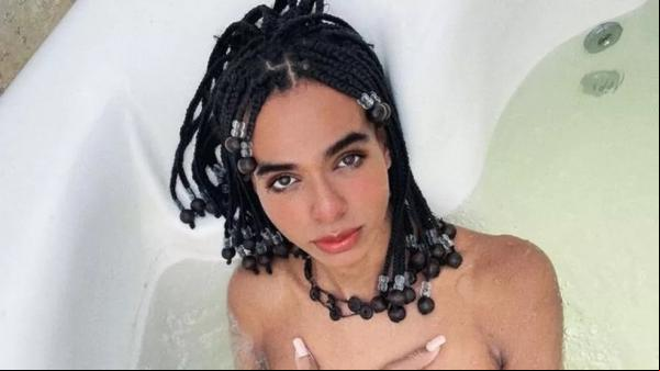 Abri mão de carreira no auge para viver minha verdade, diz mulher trans que foi cantora gospel(Imagem:Reprodução)