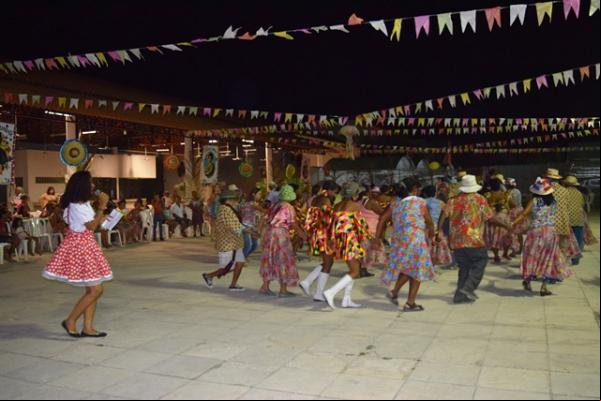 SEMDAS de Floriano promove Arrasta Pé Junino(Imagem:Waldemir Miranda)
