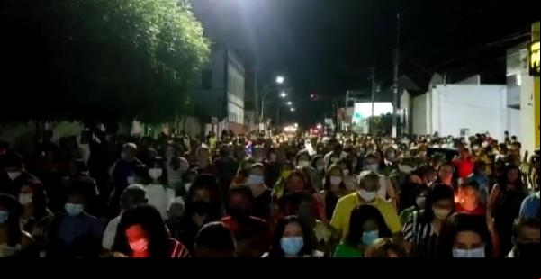 Católicos participam das celebrações de Corpus Christi em Floriano(Imagem:Reprodução)