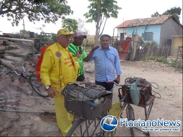 Vereador faz doação de bicicleta para trabalhador.(Imagem:FlorianoNews)