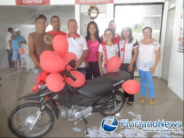 Emplacadora O Gaúcho realiza sorteio de motocicleta Honda.(Imagem:FlorianoNews)