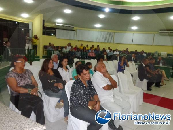 Medalha do Mérito Agrônomo Parentes é concedida ao Repórter Amarelinho e ao Prof. Luiz Paulo.(Imagem:FlorianoNews)