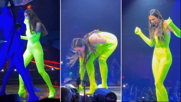 Dua Lipa fica sem graça ao deixar microfone cair em show(Imagem:Reprodução)