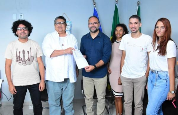 Vereador Joab Curvina recebe representantes da UESPI para discutir autonomias e situação acadêmica.(Imagem:Reprodução/Instagram)