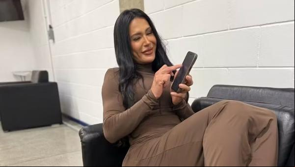 Gracyanne curte comentário sobre prisão e acusação de estelionato contra atual namorada de Belo.(Imagem:Reprodução/Instagram)
