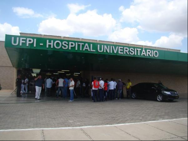 Servidores do Hospital Universitário estão em greve no PIauí.(Imagem:Gilcilene Araújo/G1)