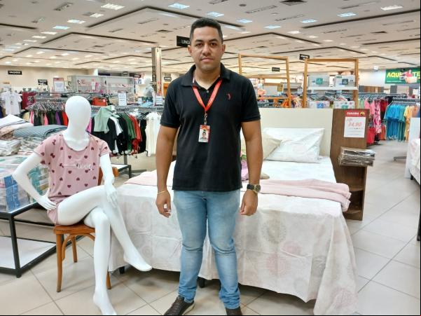 Confira as promoçoes em calçados e órios no Armazém Paraíba em Floriano(Imagem:FlorianoNews)