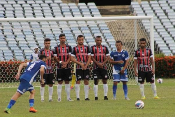 Parnahyba x River e Altos x 4 de Julho na abertura das semifinais.(Imagem:Eduardo Frota)