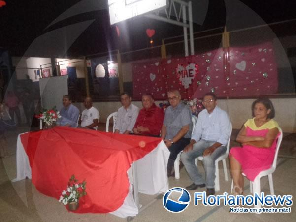 Escolas municipais realizaram festa do Dia das Mães na localidade Amolar.(Imagem:FlorianoNews)