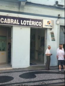 Cabral Lotérico fica no Centro de Curitiba (Imagem:Andressa Almeida )