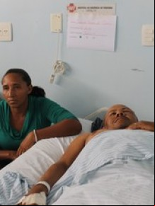 Francisca Pereira e o marido Juacelo Nunes.(Imagem: Ellyo Teixeira/G1)