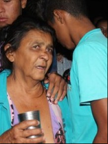 Mãe da mulher morta em chacina disse ter ficado abalada com morte da filha.(Imagem:Ellyo Teixeira/G1)