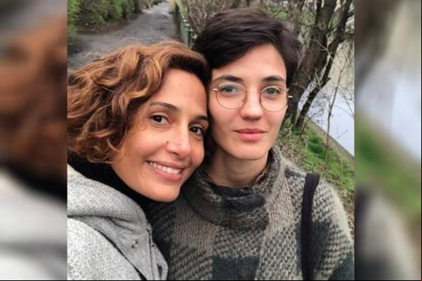 Camila Pitanga, 43, não está mais namorando a artesã Beatriz Coelho. A informação foi confirmada pela assessoria de imprensa da atriz por meio de um comunicado.