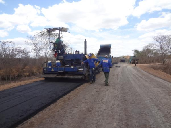 o que liga a BR-343 e PI-140 recebe asfaltamento.(Imagem:FlorianoNews)