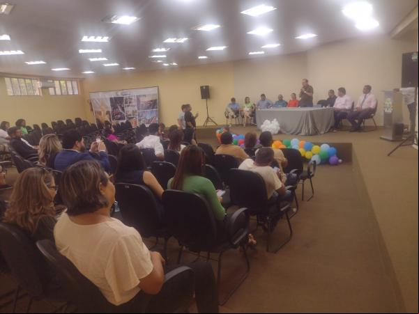 Prefeitura de Floriano empossa novos membros do Conselho Municipal de Habitação(Imagem:FlorianoNews)